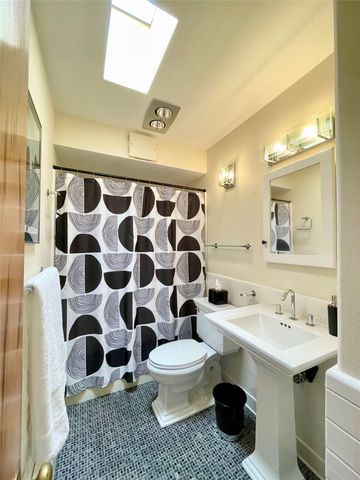 4643 Idlewilde Lane SE, Albuquerque, NM 87108