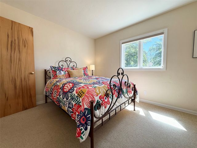 4643 Idlewilde Lane SE, Albuquerque, NM 87108