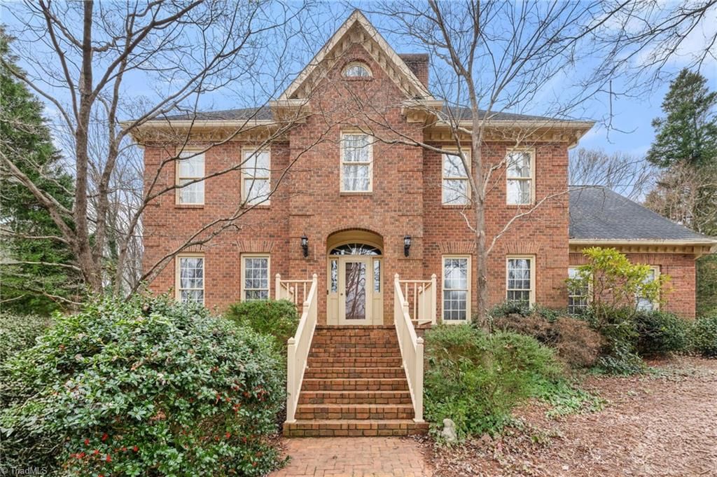 924 Ashley Glen Drive, Winston-salem, NC 27104