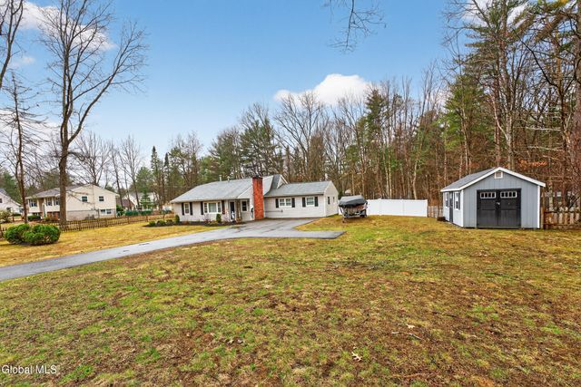 88 Jones Road, Wilton, NY 12866