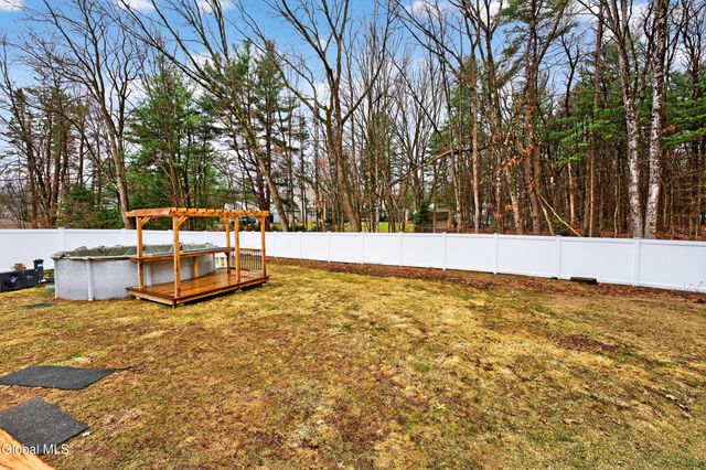 88 Jones Road, Wilton, NY 12866