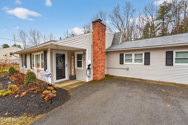 88 Jones Road, Wilton, NY 12866