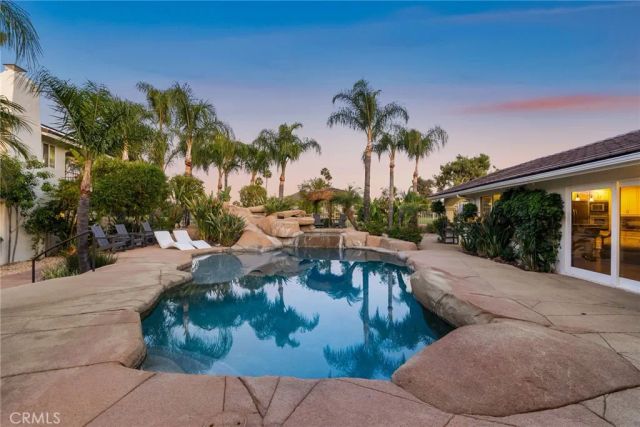 22883 Calcutta Drive, Canyon Lake, CA 92587