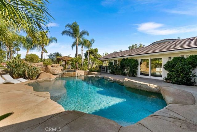 22883 Calcutta Drive, Canyon Lake, CA 92587