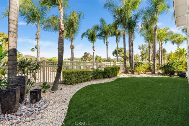 22883 Calcutta Drive, Canyon Lake, CA 92587