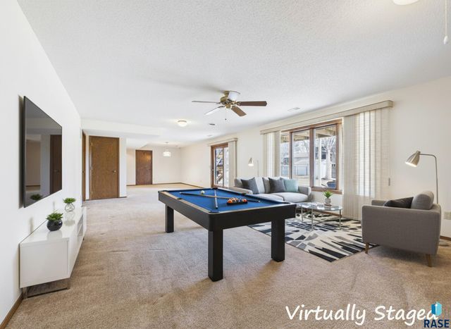 2408 E Stanton Dr Drive, Sioux Falls, SD 57103