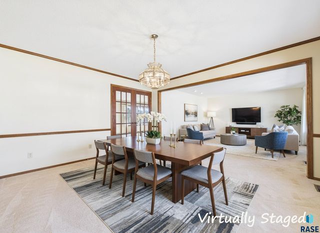 2408 E Stanton Dr Drive, Sioux Falls, SD 57103