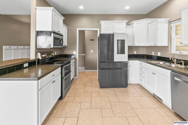 1402 Elm Creek Road, Plattsmouth, NE 68048