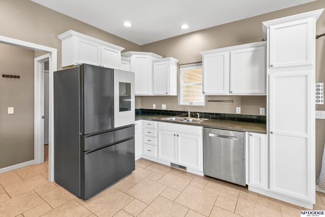 1402 Elm Creek Road, Plattsmouth, NE 68048