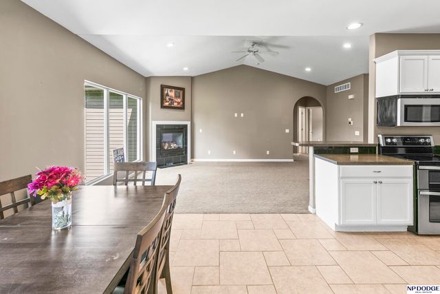 1402 Elm Creek Road, Plattsmouth, NE 68048