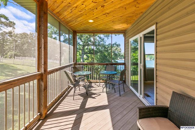 1402 Elm Creek Road, Plattsmouth, NE 68048