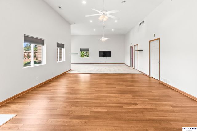 1402 Elm Creek Road, Plattsmouth, NE 68048