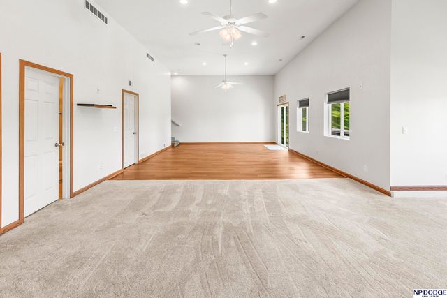 1402 Elm Creek Road, Plattsmouth, NE 68048