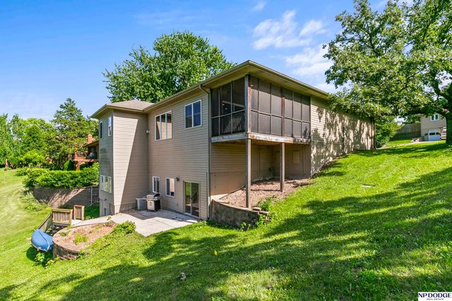 1402 Elm Creek Road, Plattsmouth, NE 68048