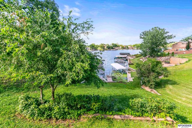 1402 Elm Creek Road, Plattsmouth, NE 68048