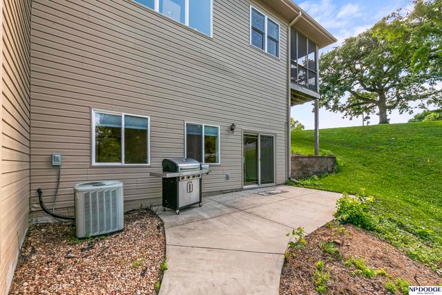 1402 Elm Creek Road, Plattsmouth, NE 68048