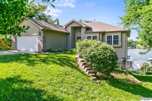 1402 Elm Creek Road, Plattsmouth, NE 68048