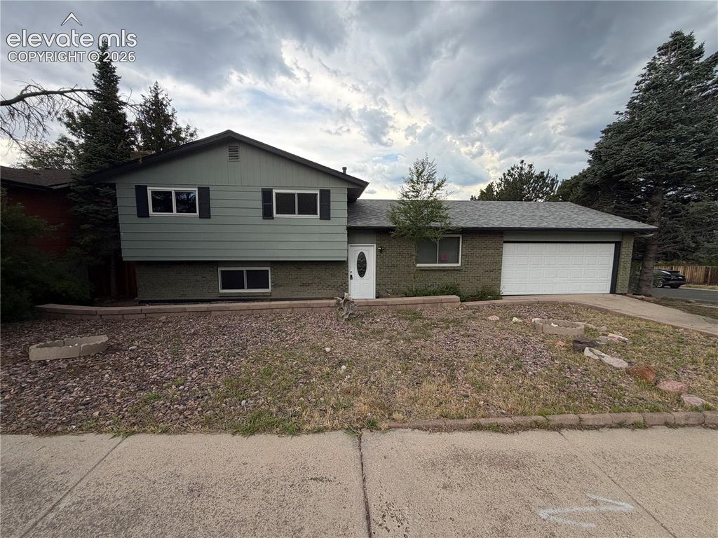 1129 Stanton Street, Colorado Springs, CO 80907 — exterior