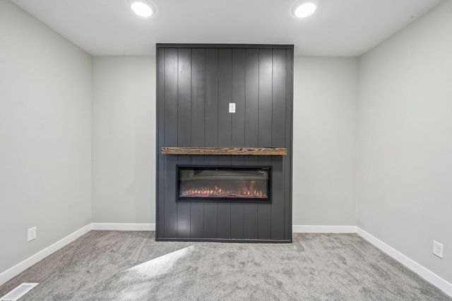 957 Old Farm Road, Columbus, OH 43213