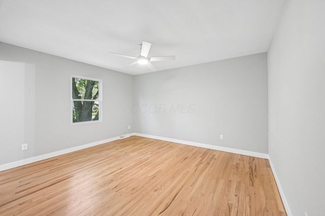 957 Old Farm Road, Columbus, OH 43213