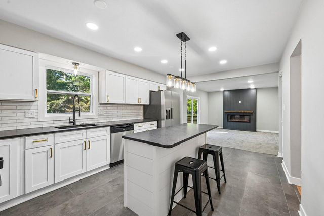 957 Old Farm Road, Columbus, OH 43213