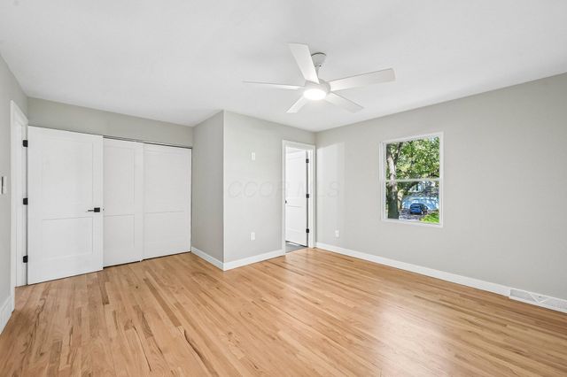 957 Old Farm Road, Columbus, OH 43213
