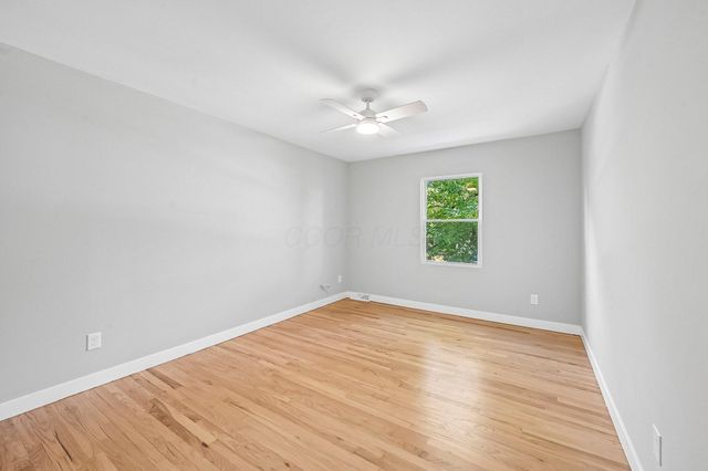 957 Old Farm Road, Columbus, OH 43213