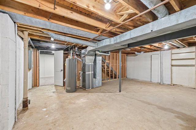 957 Old Farm Road, Columbus, OH 43213