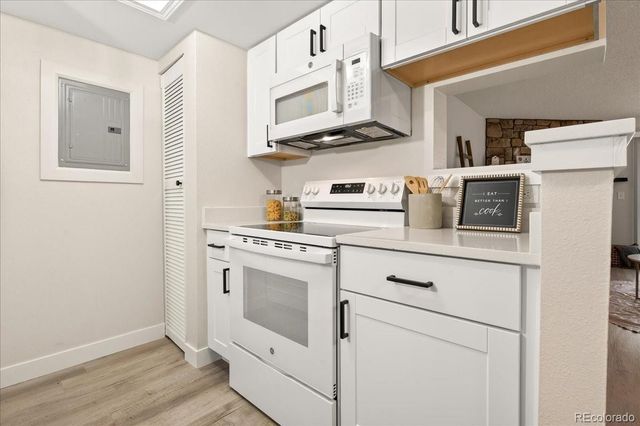 8335 Fairmount Drive 7-205, Denver, CO 80247