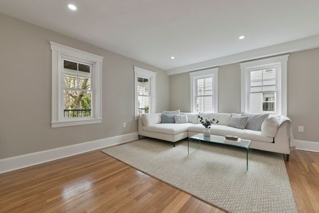 343 Huntington Ave, Boston, MA 02136
