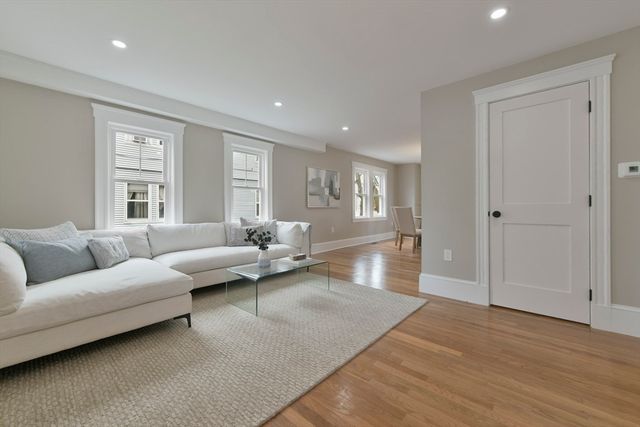 343 Huntington Ave, Boston, MA 02136