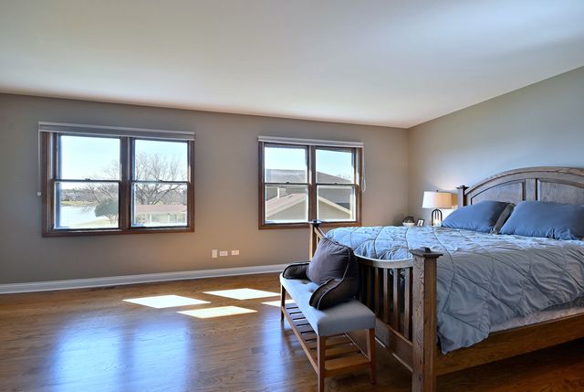 575 Montego Drive, Elk Grove Village, IL 60007