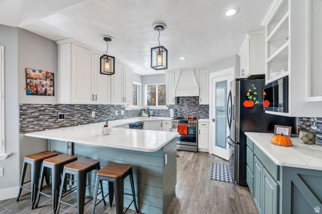 11657 S WINDSTONE DR, South Jordan, UT 84009