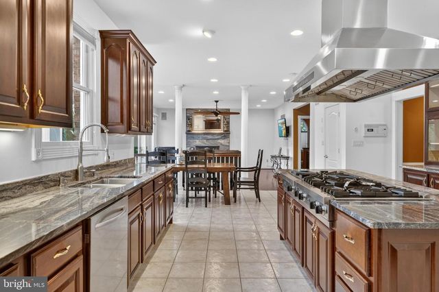 1312 DOUBLE GATE CT, Davidsonville, MD 21035
