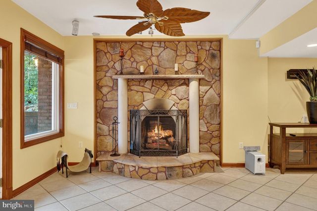 1312 DOUBLE GATE CT, Davidsonville, MD 21035