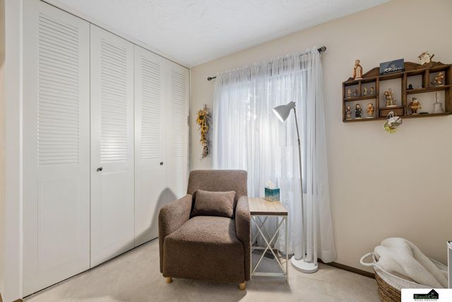 5259 Goldenrod Circle, Lincoln, NE 68512
