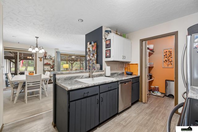 5259 Goldenrod Circle, Lincoln, NE 68512