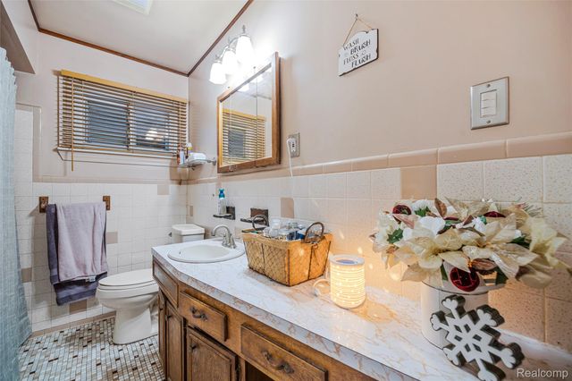 3980 Campbell Street, Dearborn Heights, MI 48125