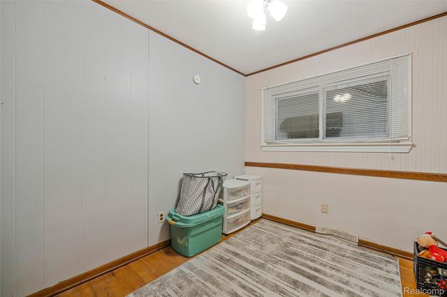 3980 Campbell Street, Dearborn Heights, MI 48125