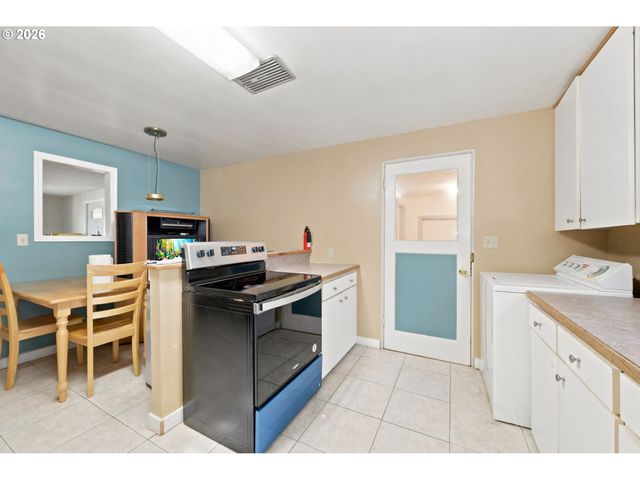 1205 TAYLOR St, Eugene, OR 97402
