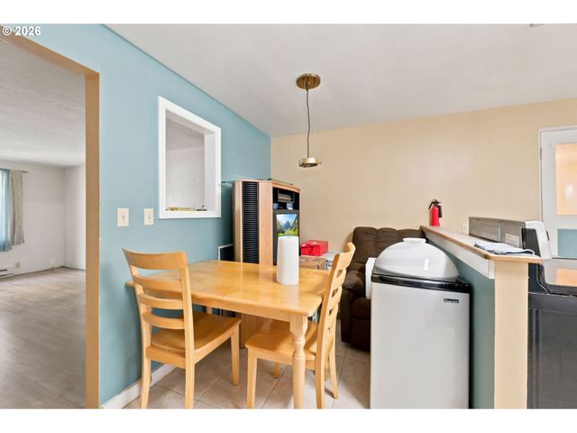 1205 TAYLOR St, Eugene, OR 97402