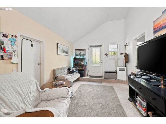 1205 TAYLOR St, Eugene, OR 97402