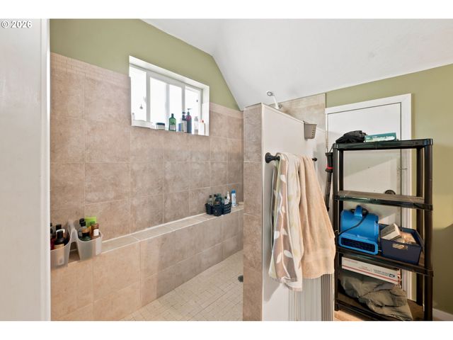 1205 TAYLOR St, Eugene, OR 97402