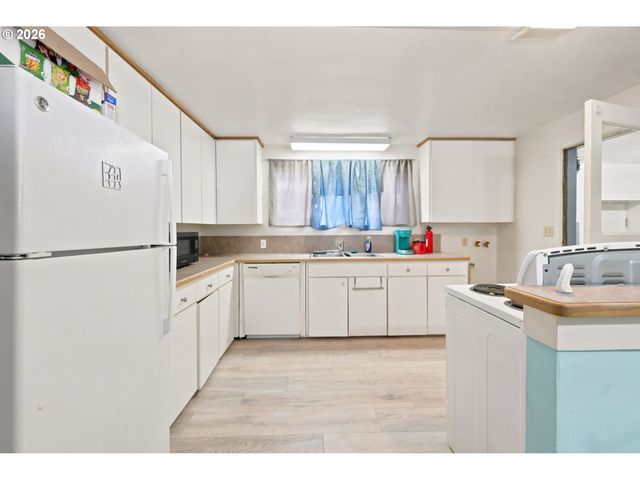 1205 TAYLOR St, Eugene, OR 97402