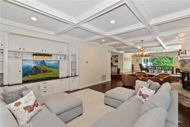 28411 North Shore Road, Lake Arrowhead, CA 92352
