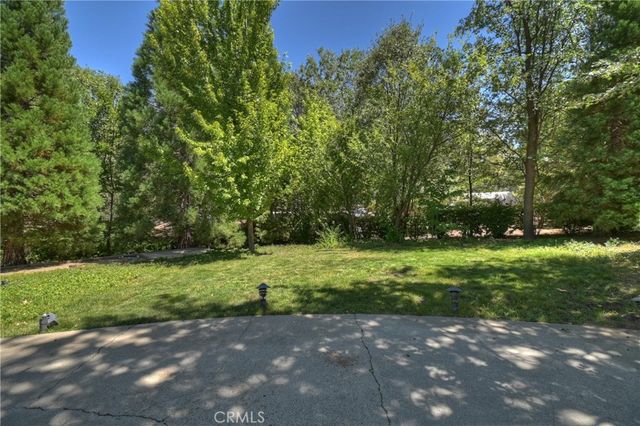 28411 North Shore Road, Lake Arrowhead, CA 92352