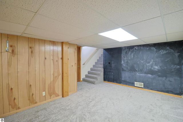 406 Larry Place, Mt Pleasant, MI 48858