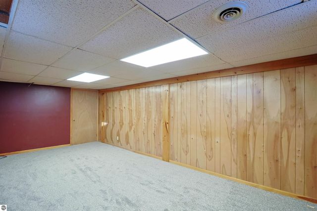 406 Larry Place, Mt Pleasant, MI 48858