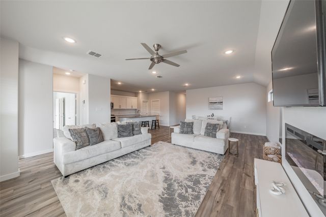 1229 Cinco Treaty Trail, Fort Worth, TX 76052