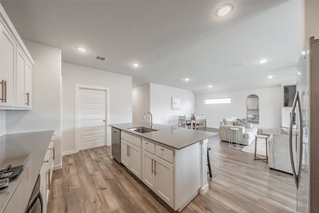 1229 Cinco Treaty Trail, Fort Worth, TX 76052